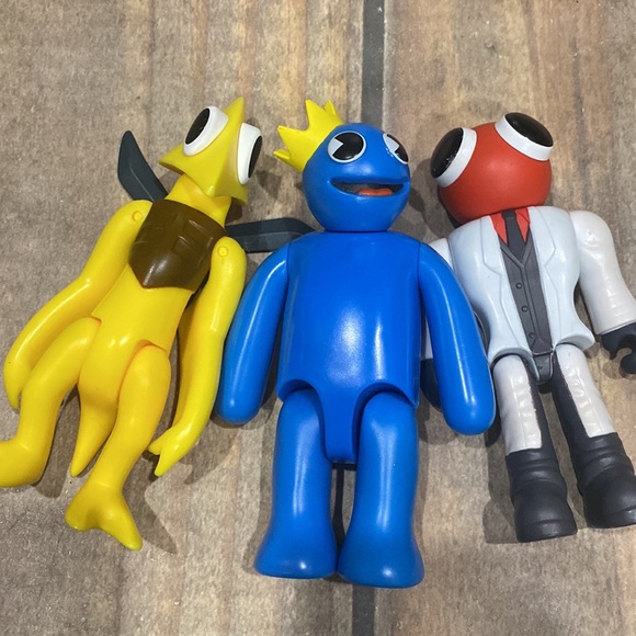 Rainbow Friends Figurines Blue, Red and Yellow - Picture 2 of 12